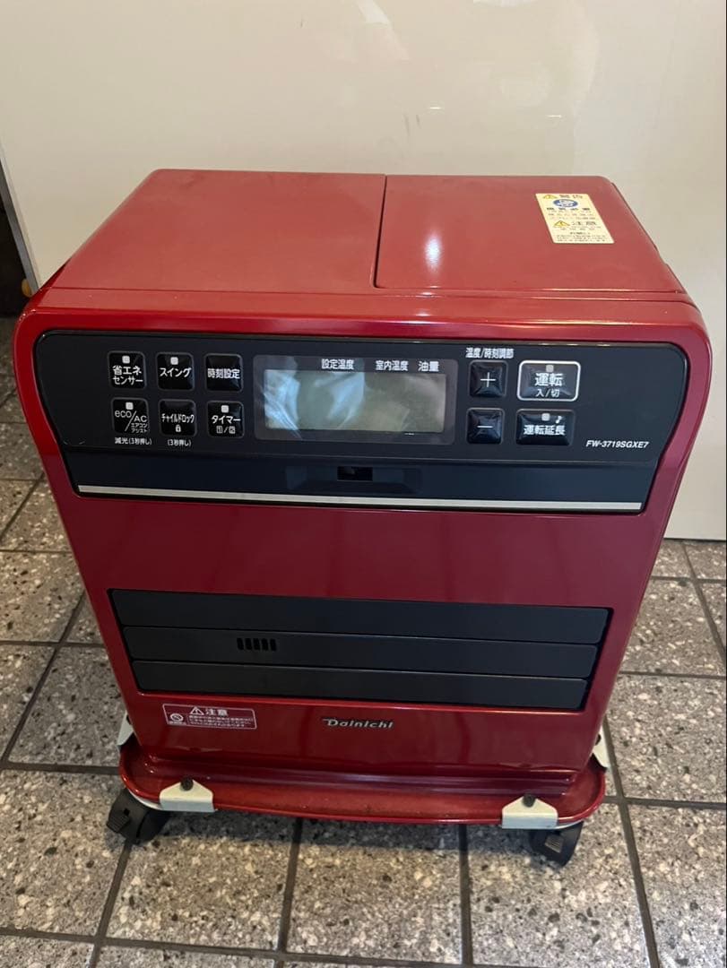 ダイニチ 石油ファンヒーター レッド