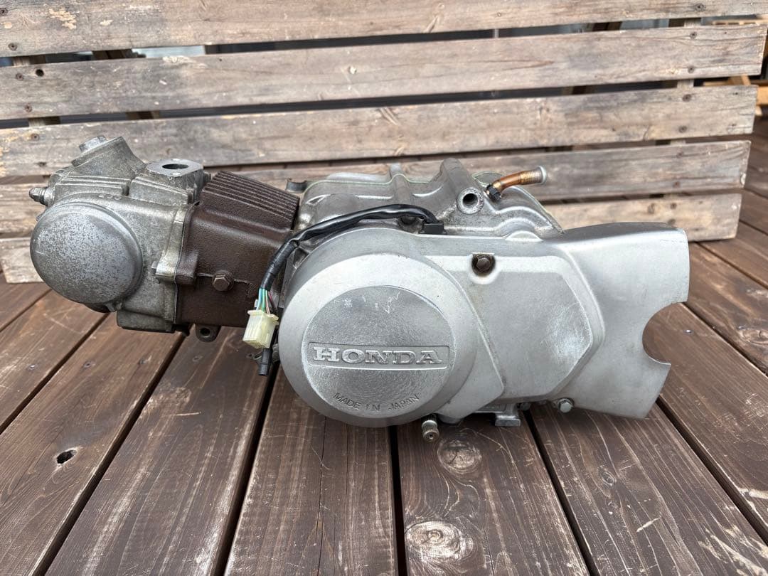カブ90 デラックス　c90純正エンジン　HA02E