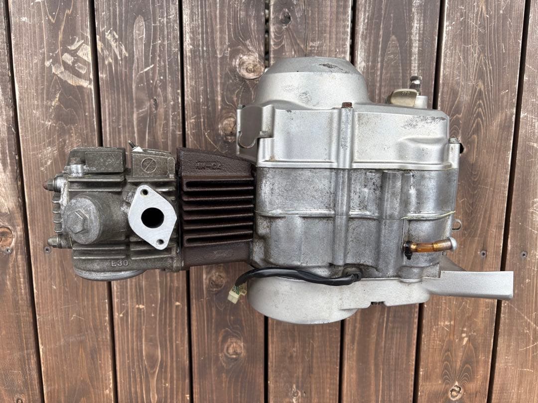 カブ90 デラックス　c90純正エンジン　HA02E