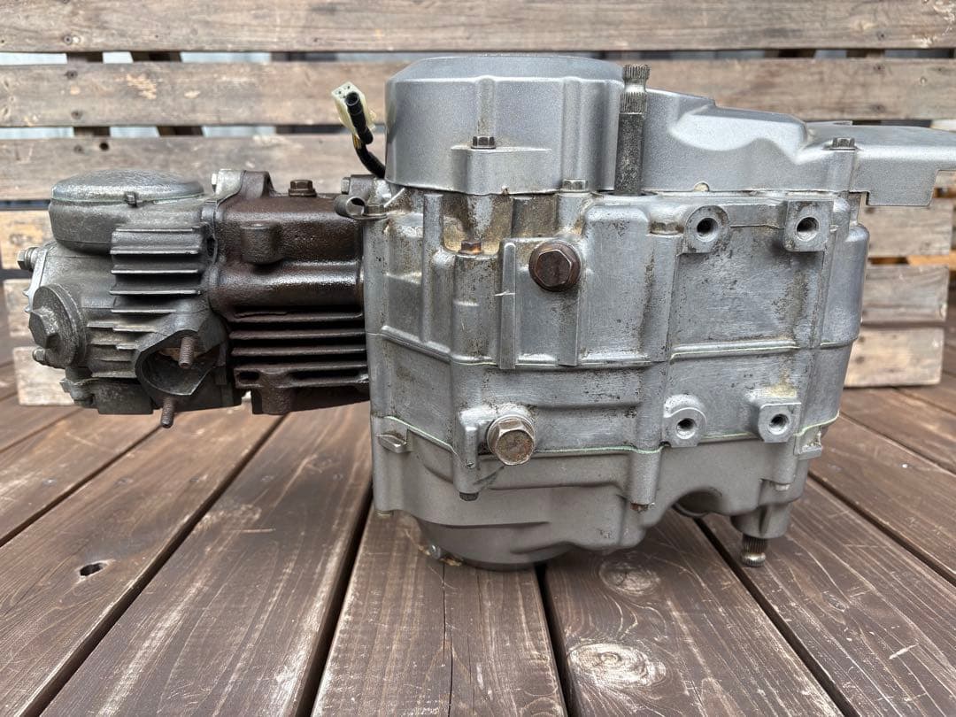 カブ90 デラックス　c90純正エンジン　HA02E