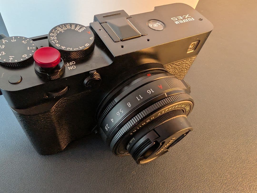 値下中 Fujifilm X-E5 XF23mm ブラック キットレンズおまけ付