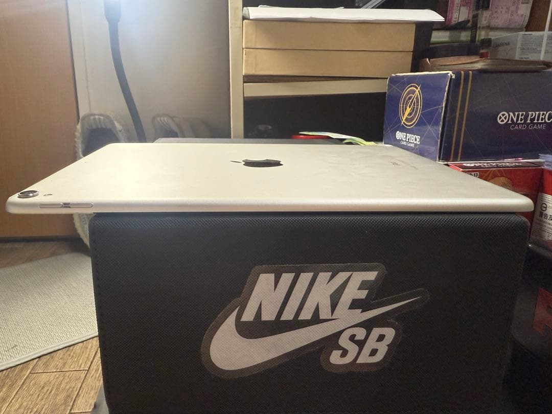 Apple iPad Pro 10.5インチ第1世代64GB シルバー