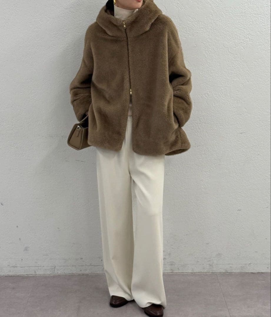 ラウンジドレス　フェイクファーブルゾン　ファーコート　 ベージュ　Sサイズ