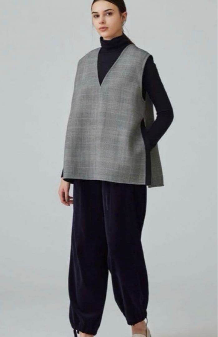 トゥモローランドコレクション　４ウェイベスト