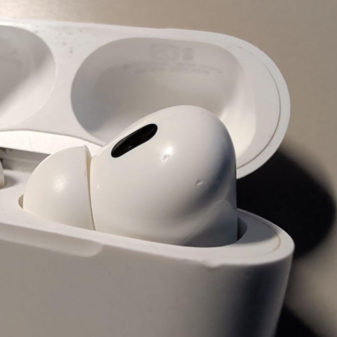 AirPods Pro2 本体 傷がありMagSafe 付き
