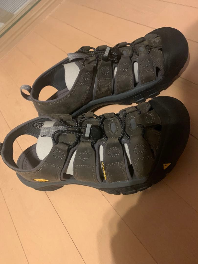 う*る様 KEEN キーン ウォータープルーフ サンダル　渓流釣り　フライフィッ