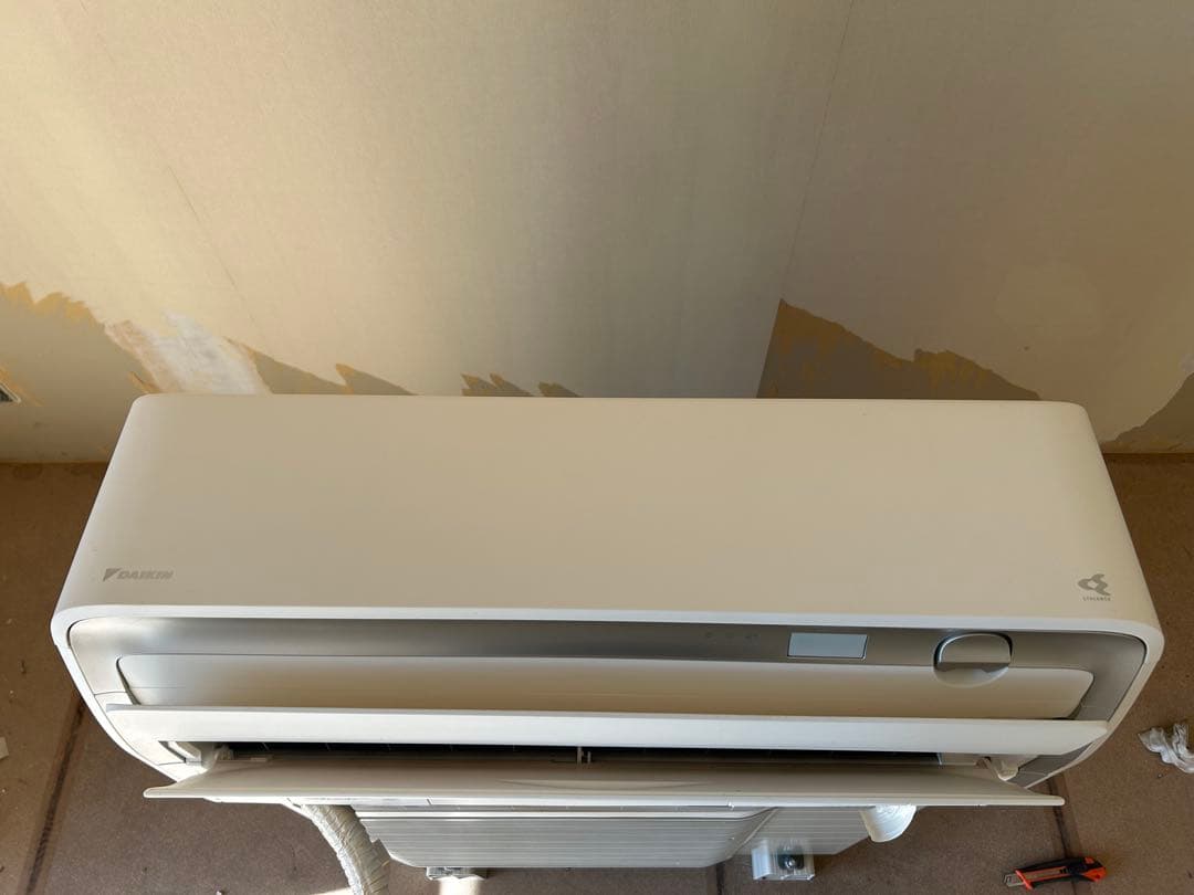 DAIKIN エアコン F40YTRXS-W 2021年製 リモコンなし