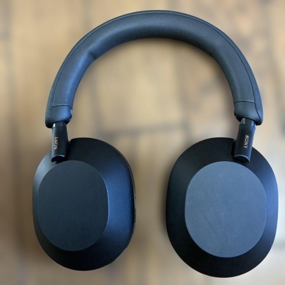 SONY ワイヤレスヘッドホン WH-1000XM5 ブラック ケース付き