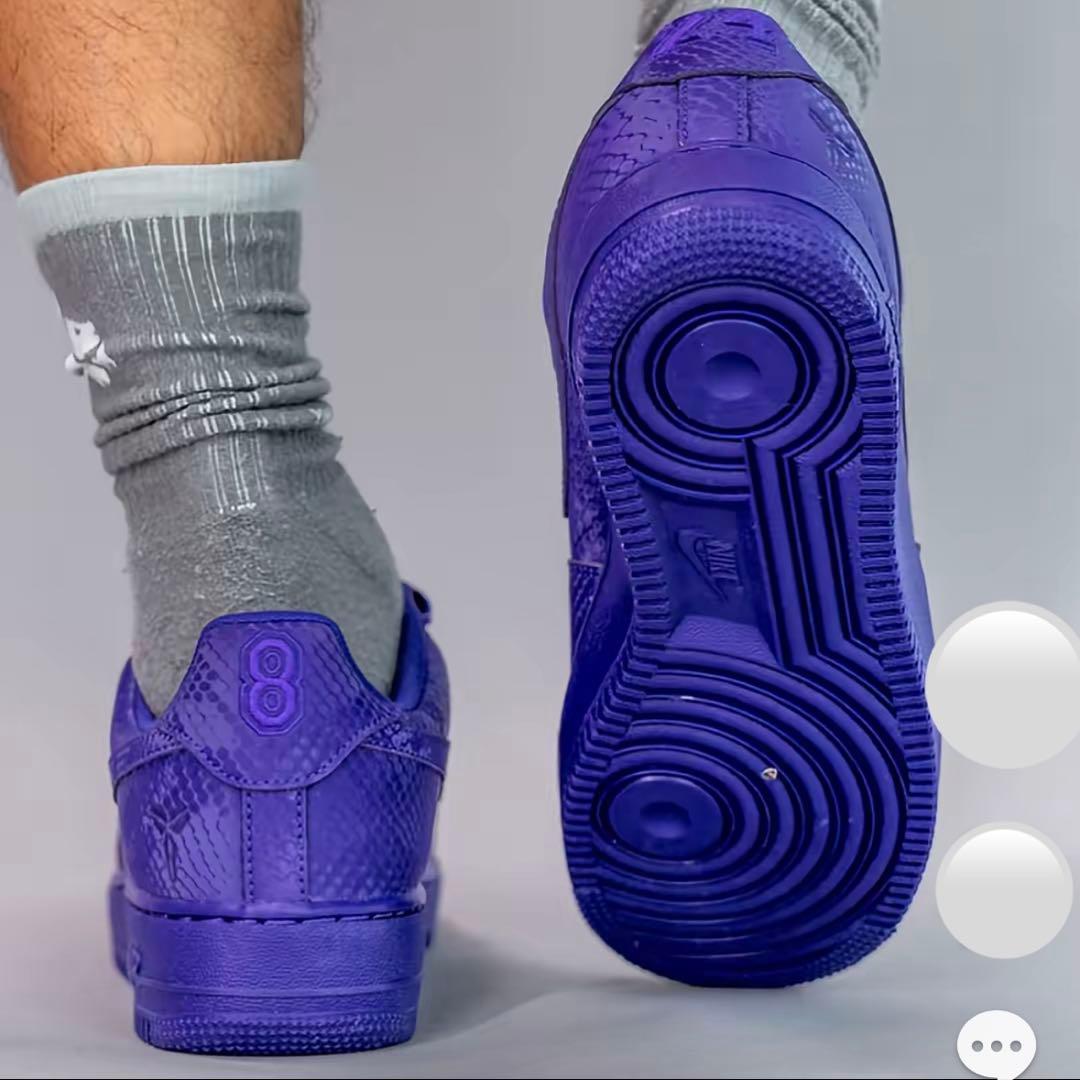 【正規品】　NIKE コービー　エアフォースワン　27.5 新品　即日発送