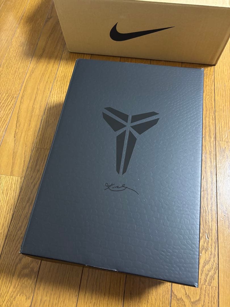 【正規品】　NIKE コービー　エアフォースワン　27.5 新品　即日発送