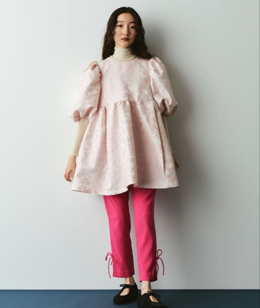 新品未使用タグ付き PERNAパフスリーブチュニック