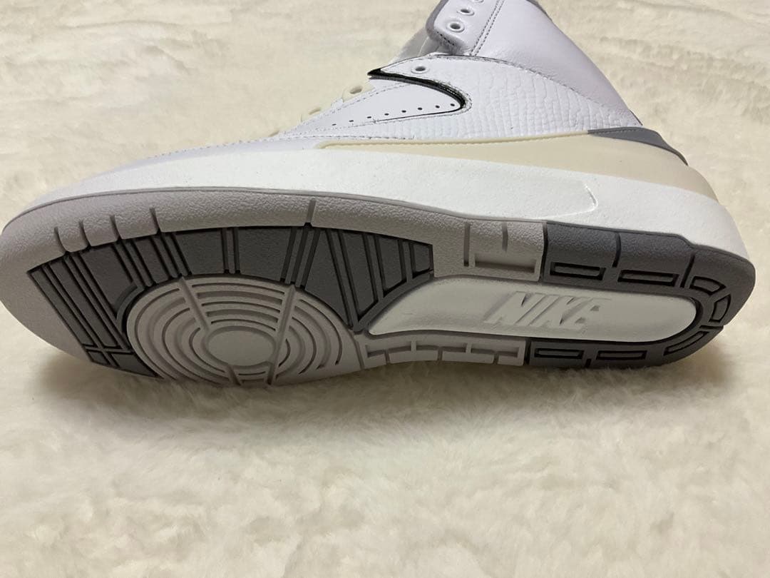 新品 Nike エアジョーダン 2 レトロ US7 25cm ホワイト