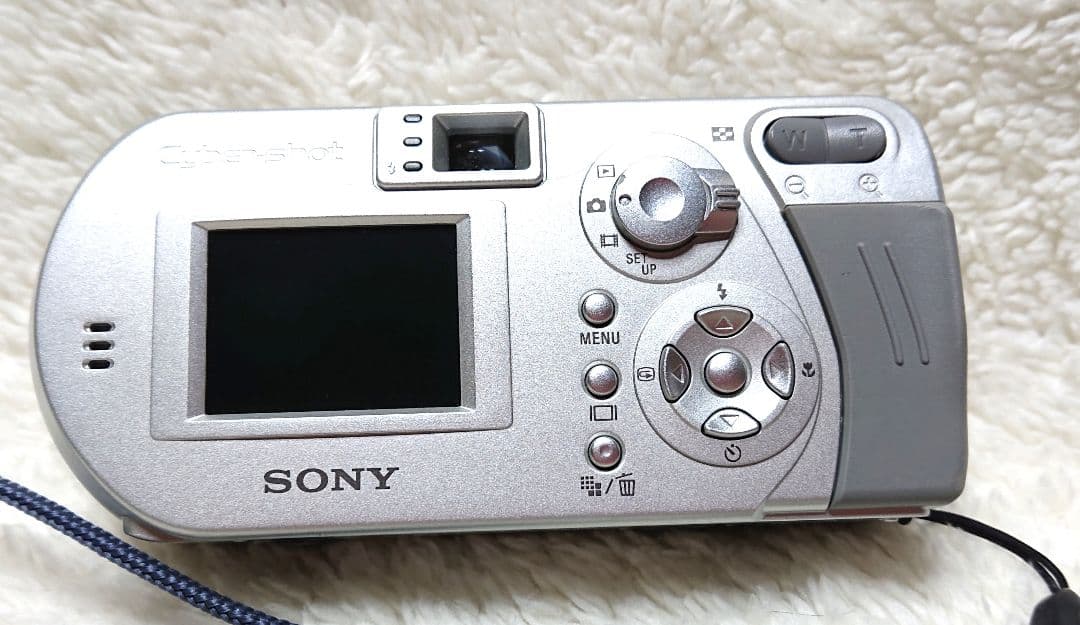 Sony Cyber-shot DSC-P72 3.2メガピクセル