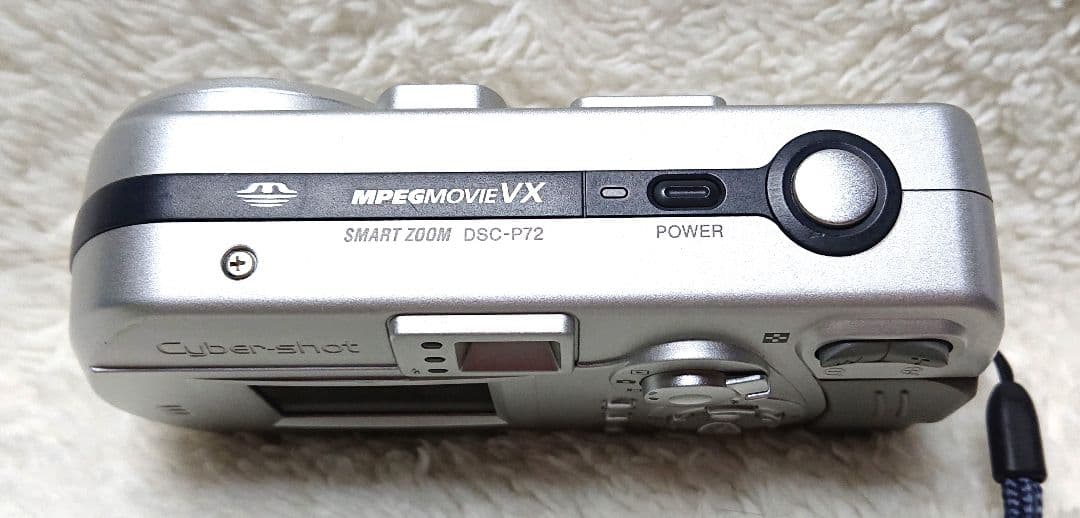 Sony Cyber-shot DSC-P72 3.2メガピクセル