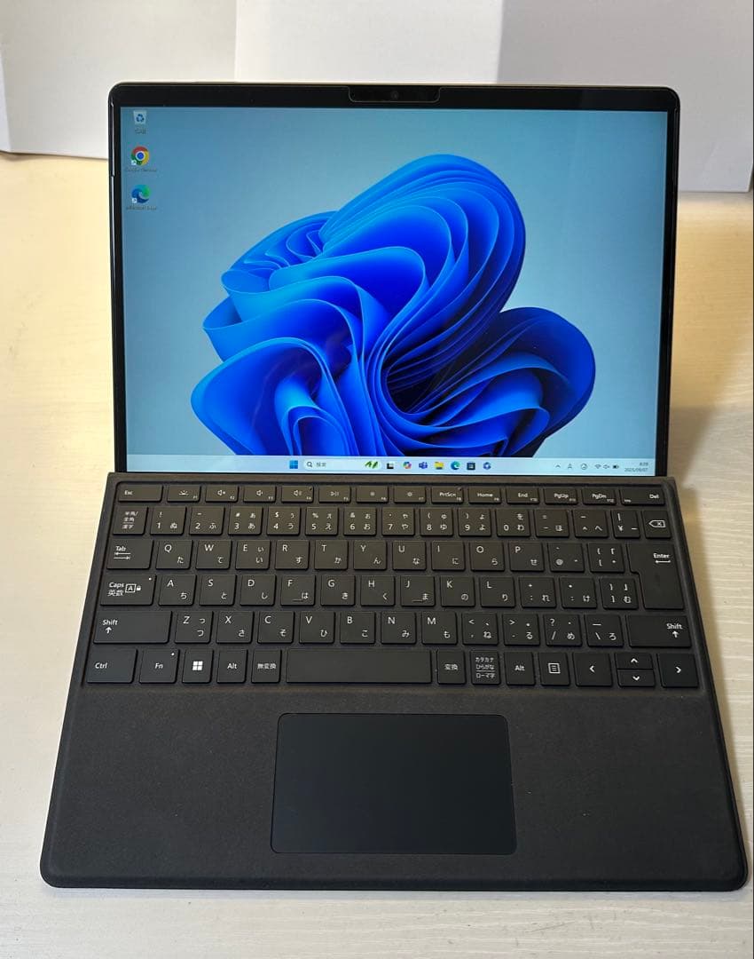 Surface Pro 9 i5 8GB 256GB 本体ケース