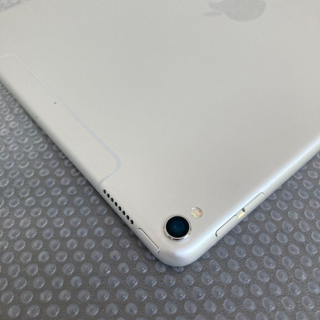 2521 外観美品☆iPad Pro 64GB 10.5インチ SIMフリー☆