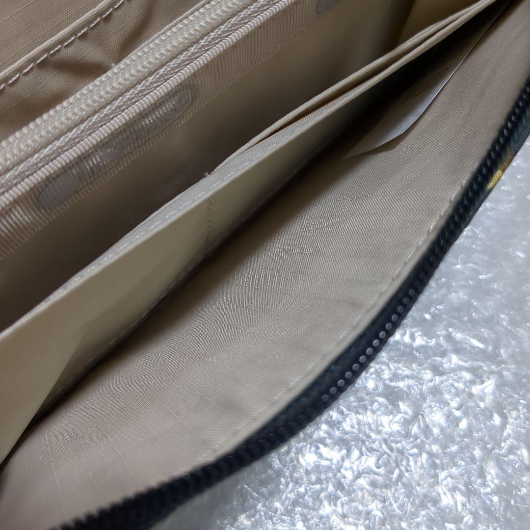 グリーン系統 ラウンドファスナー長財布 新品未使用 花柄 レスポートサック