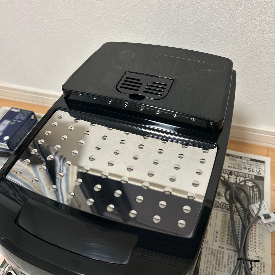 1回のみの使用　美品　デロンギマグニフィカS ECAM22112