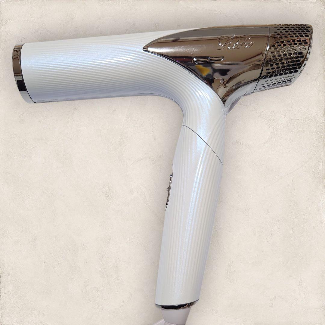 ✨未使用級✨リファ ビューテックドライヤースマート ホワイト RE-AN-02A