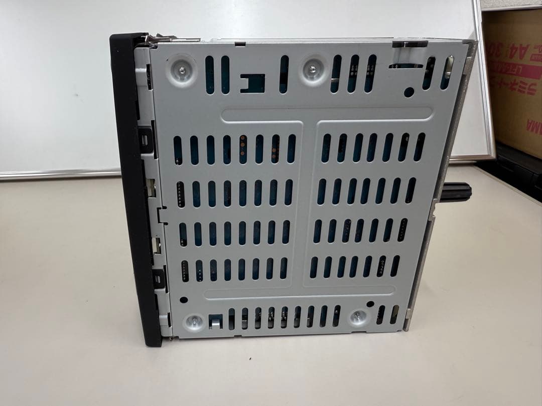 RENAULT KANGOOの純正カーオーディオ　カングー