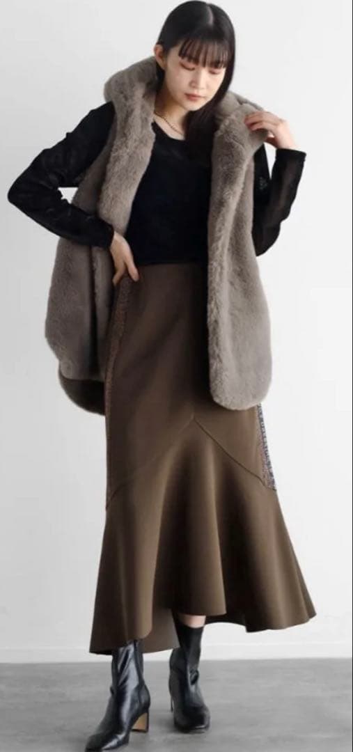 RADIATEフーデッド　ファーベスRADIATE limited モカ未使用