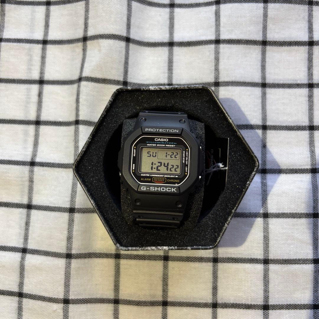 CASIOカシオ G-SHOCK DW-5600シリーズ DW-9052ユーズド