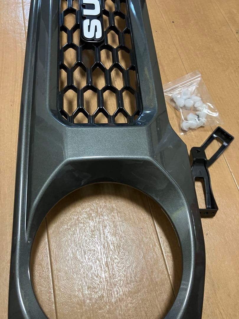 ジムニー　ジムニーシエラ　グリル　jb74 jb64