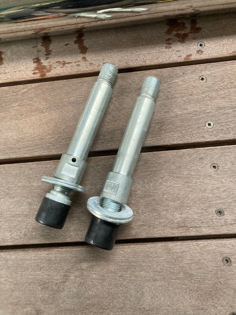 200系ハイエース　バンパーガード