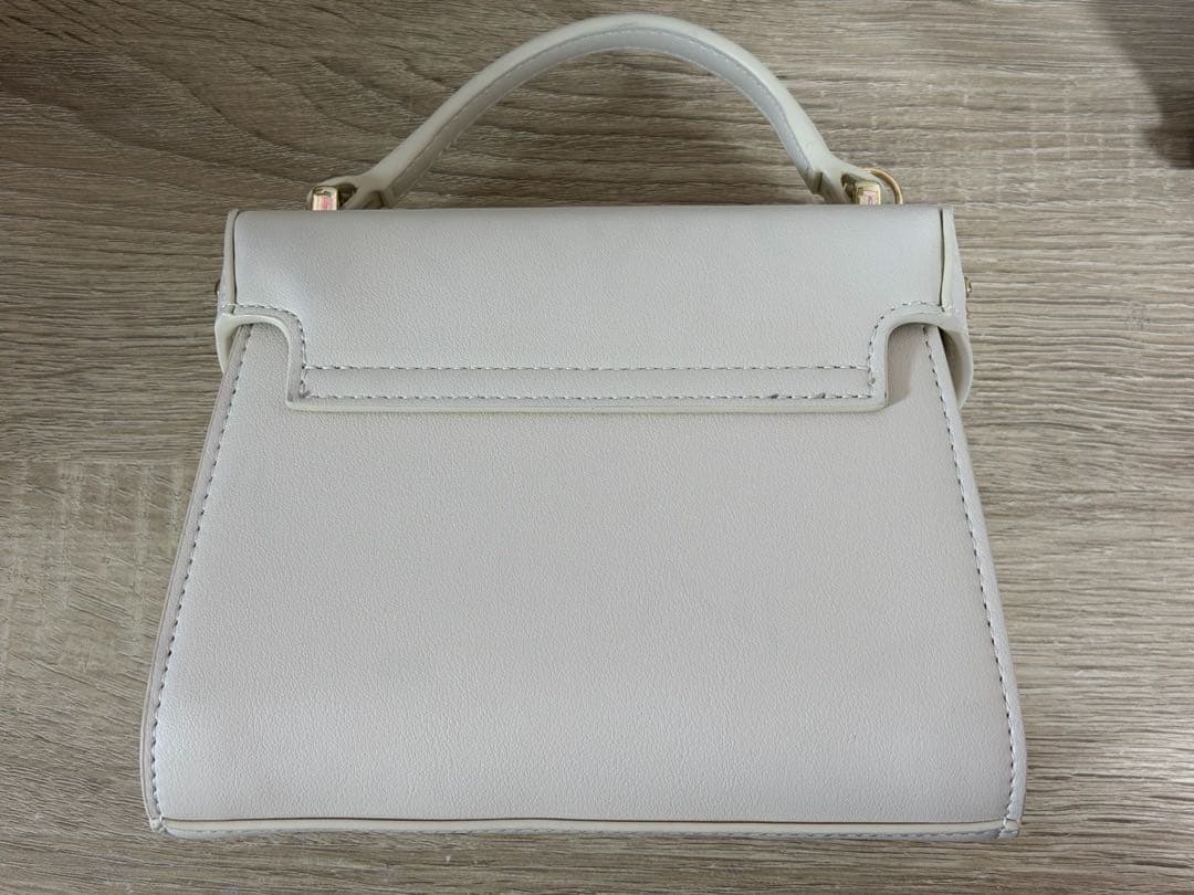 CELFORD ビジュースタッズポシェット　IVR