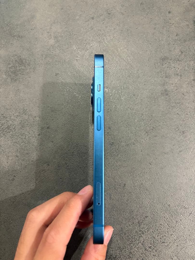 Apple iPhone 13 本体 ブルー256GB 美品