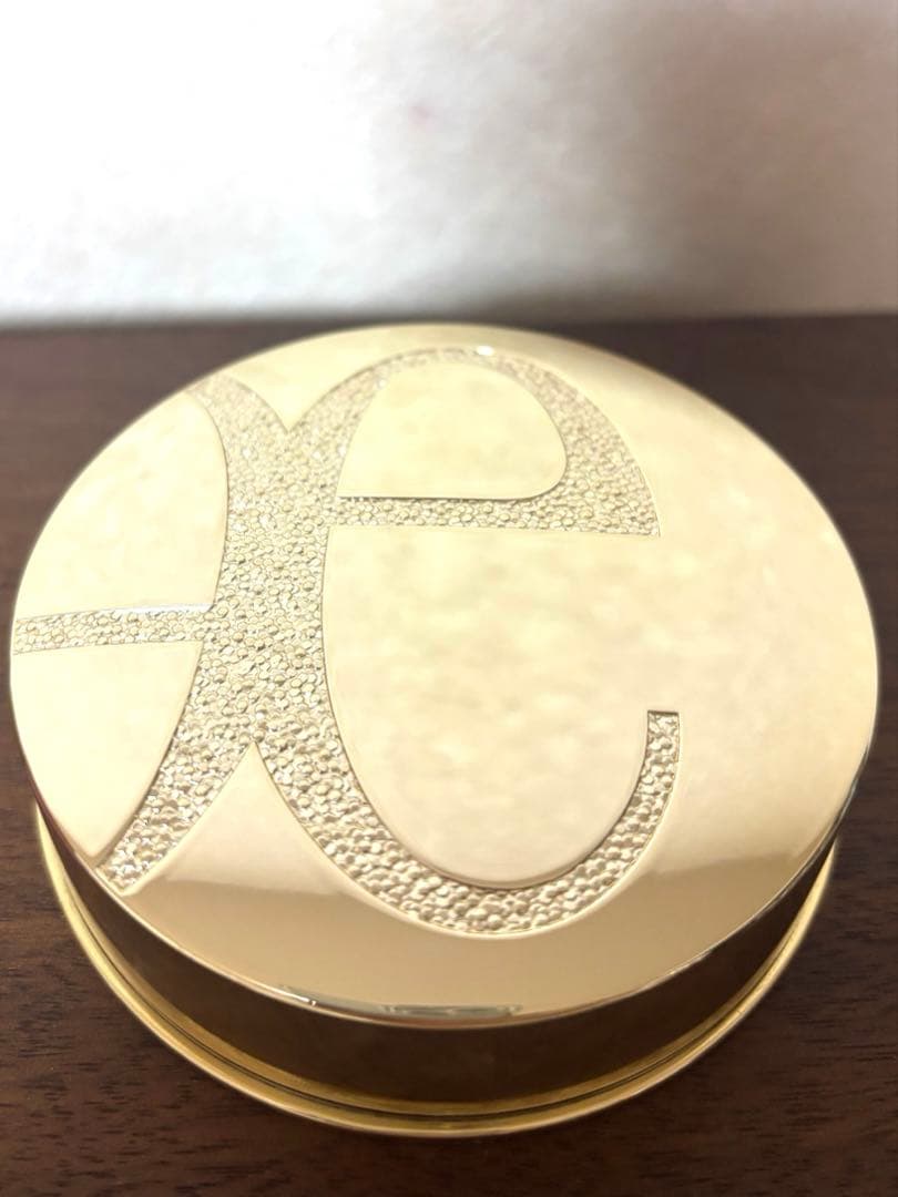 o*t様 エレガンス ラプードル ルースパウダー　フェイスパウダー