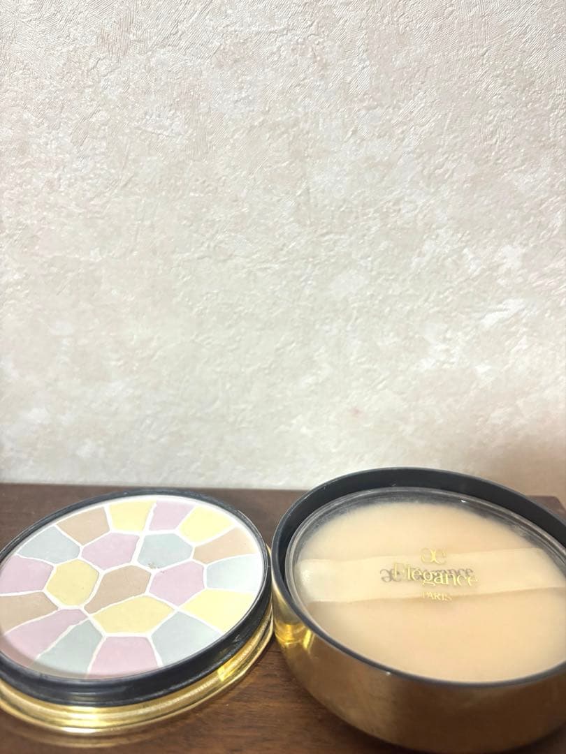 o*t様 エレガンス ラプードル ルースパウダー　フェイスパウダー