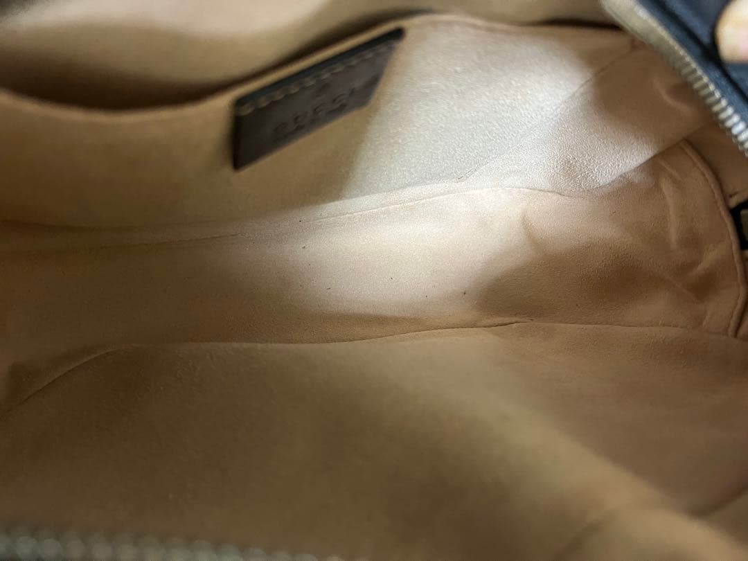 GUCCI マーモント ブラック GGロゴ ショルダーバッグ グッチ