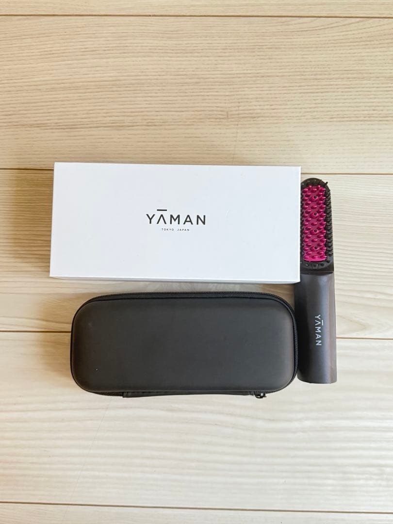 YAMAN ブラシヘアアイロン 黒 ケース付き