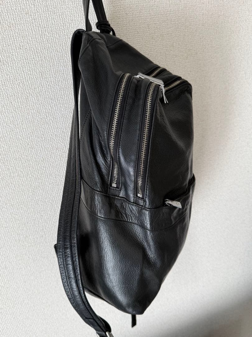 アニアリ（aniary）レザーリュック、バックパック黒 レザーバッグ