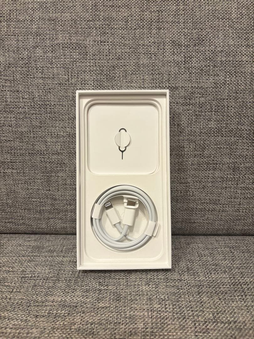 Apple iPhone13 128GB スターライト