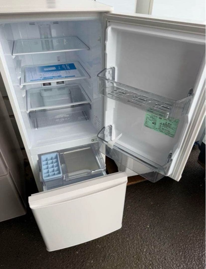 【高年式】 2025年式 146L 三菱 冷蔵庫 MR-P15E4K-W