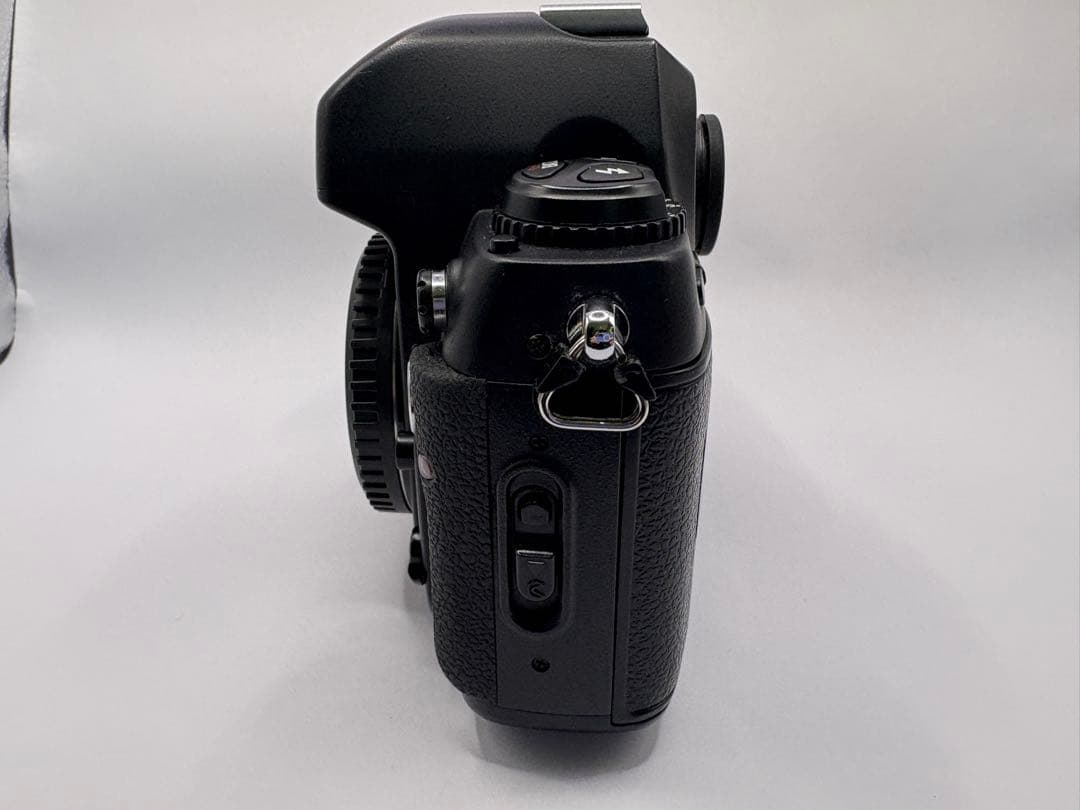 フィルムカメラ Nikon F100