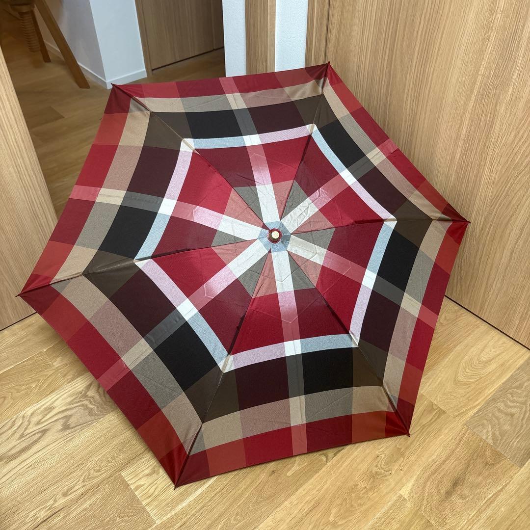 バーバリークレストブリッジ　折り畳み傘　赤チェック　タグ無し