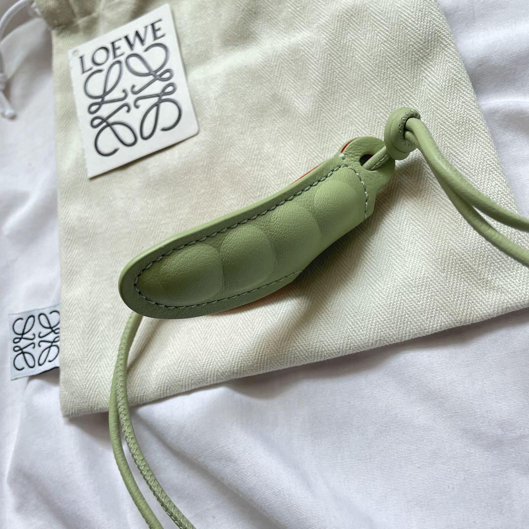 LOEWE Pea Pod ロエベ　ピーポッド　チャーム 完売品 美品