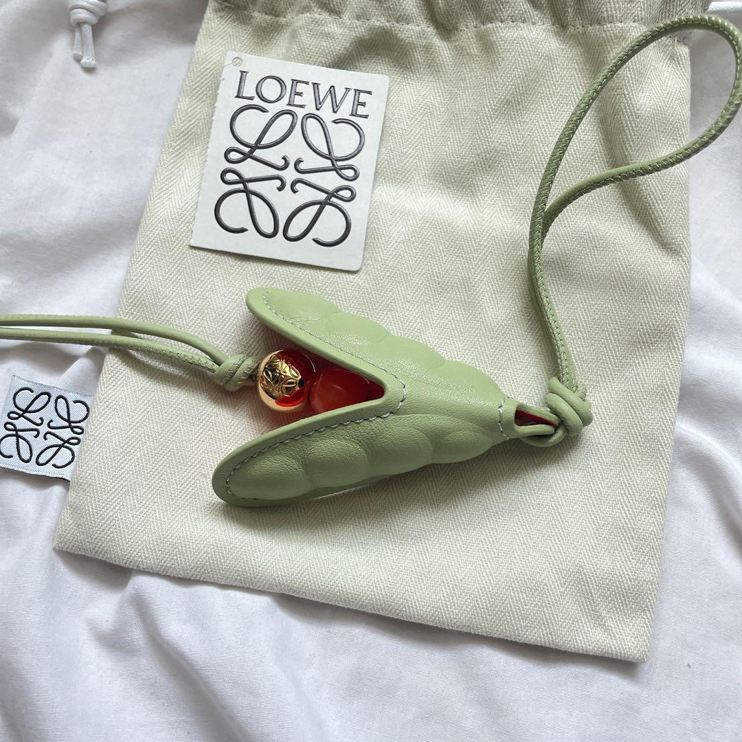 LOEWE Pea Pod ロエベ　ピーポッド　チャーム 完売品 美品