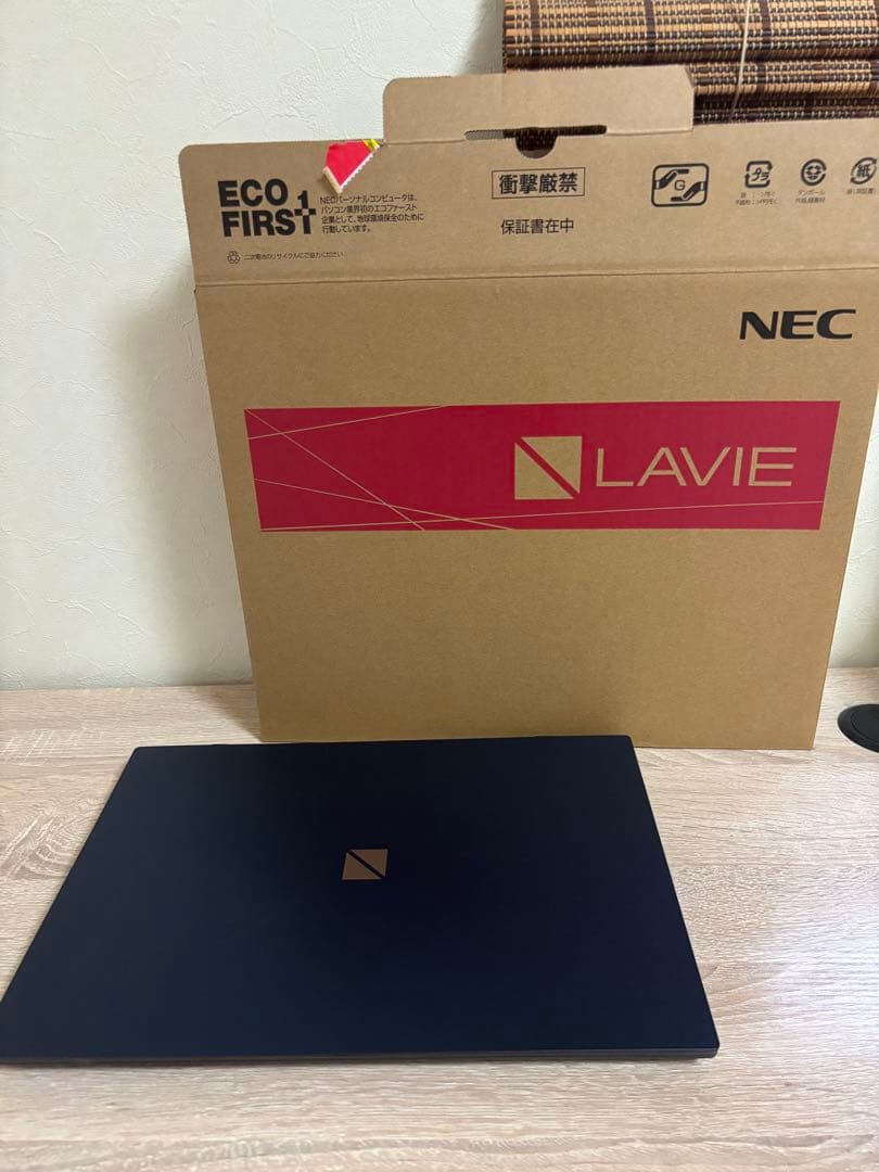 【美品】NEC LAVIE N1585AAL保証書マウス付き Office搭載
