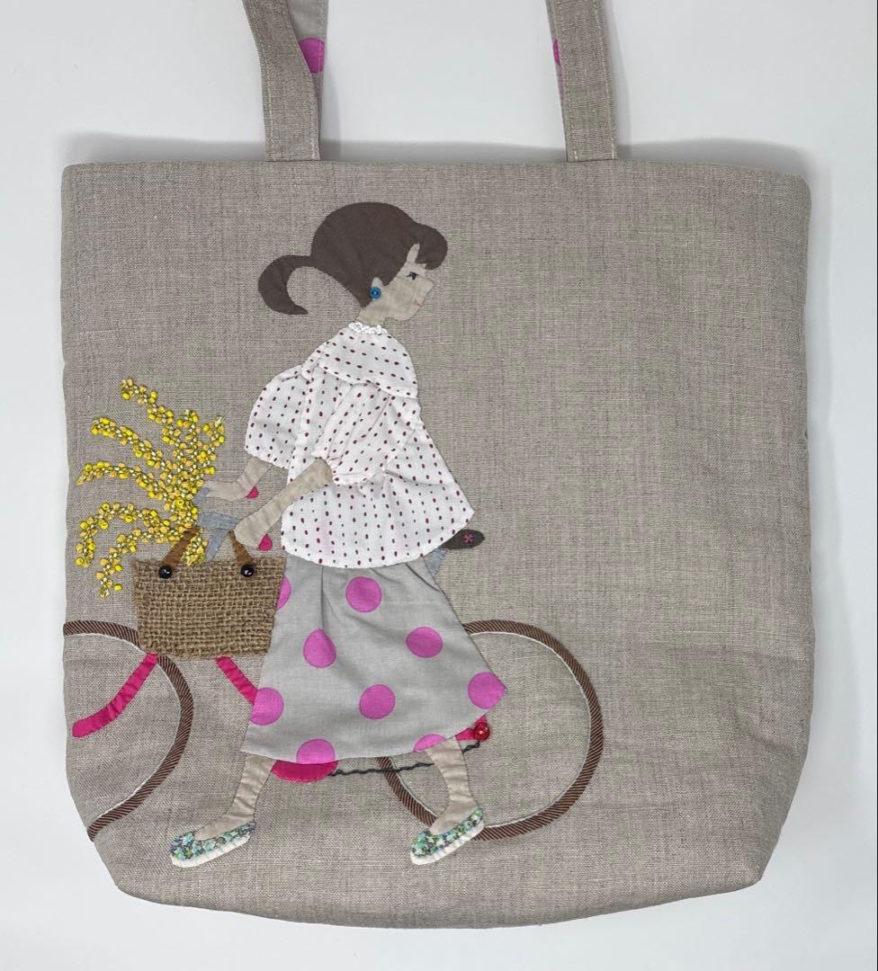 し*ろ様 ハンドメイドバッグ　パッチワーク　アップリケ　キルト　トートバッグ