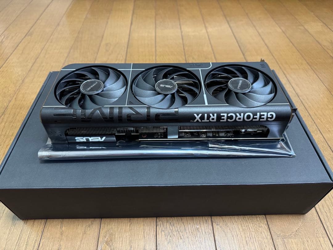 グラフィックボード・グラボ・ビデオカード ASUS PRIME GeForce RTX 5080 16GB