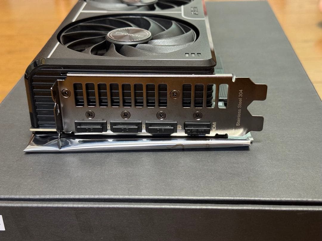 グラフィックボード・グラボ・ビデオカード ASUS PRIME GeForce RTX 5080 16GB