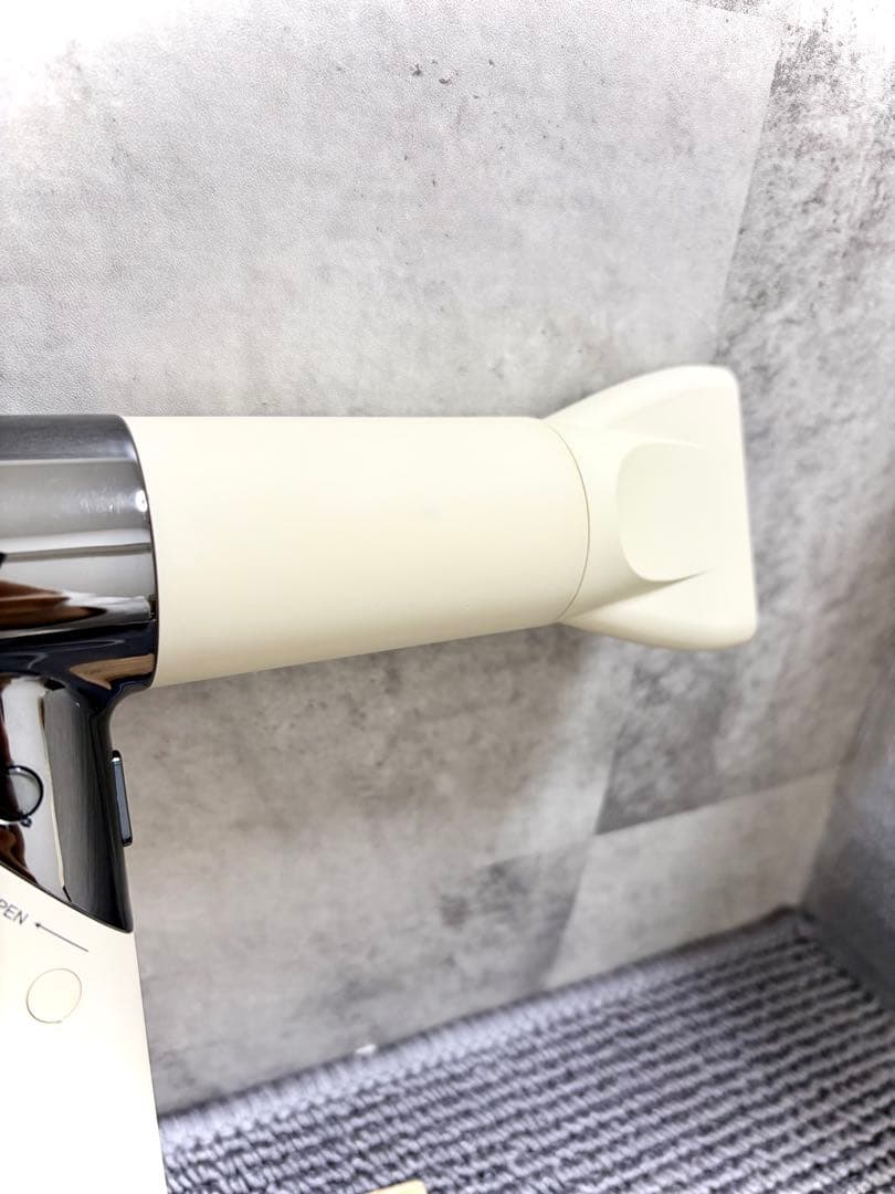 絹女 KINUJO ヘアドライヤー