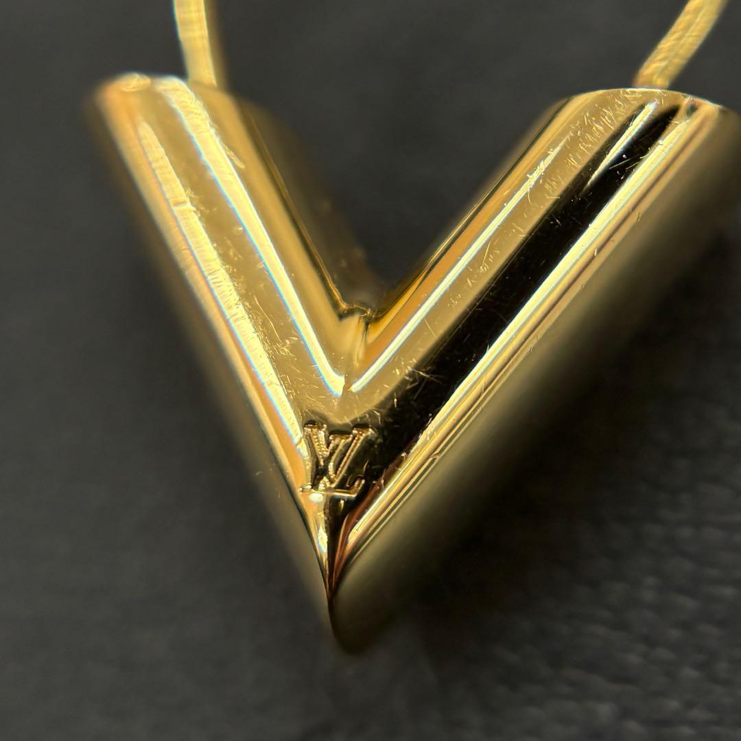 ◎ヴィトン ピアス エッセンシャルV 片方のみ