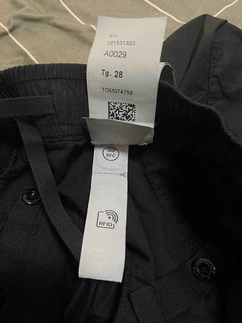 STONE ストーンアイランド/28