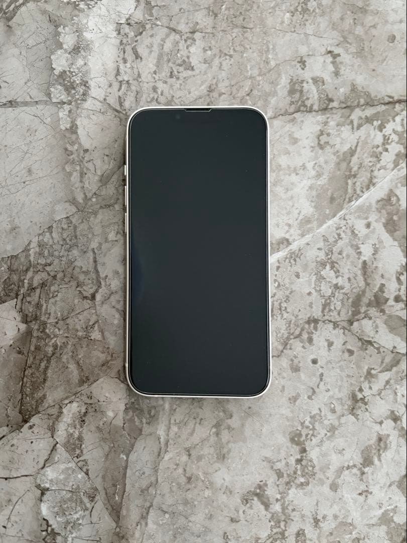 iPhone13 SIMフリー 128GB スターライト