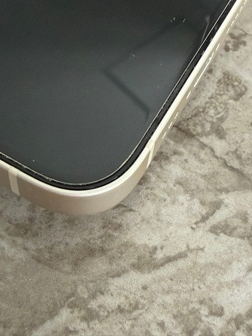 iPhone13 SIMフリー 128GB スターライト